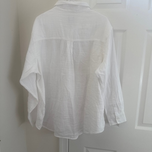 GAP Women’s White Collared Shirt Large - Picture 5 of 5